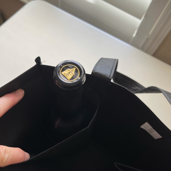 Napa Wine Bottle Carrier - Picture 4 of 6